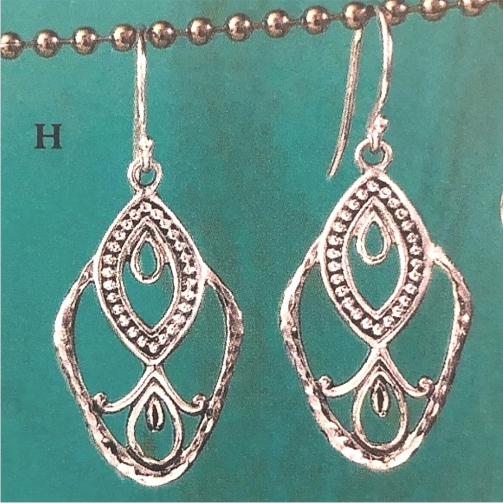 Silpada Sterling Silver “Art Deco” Earrings W2794